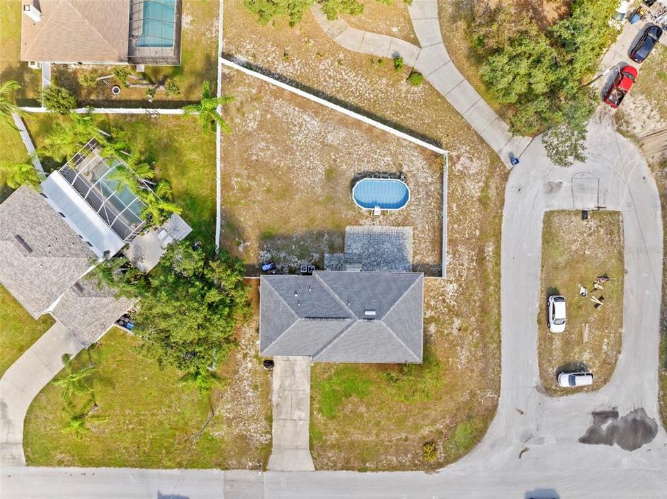 For Sale: $450,000 (7 beds, 2 baths, 3096 Square Feet)