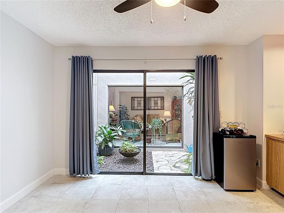 For Sale: $449,000 (2 beds, 2 baths, 1600 Square Feet)