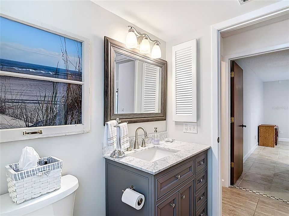 For Sale: $449,000 (2 beds, 2 baths, 1600 Square Feet)