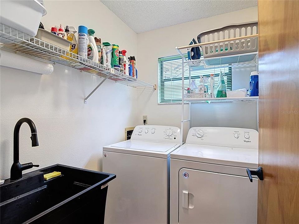 For Sale: $449,000 (2 beds, 2 baths, 1600 Square Feet)