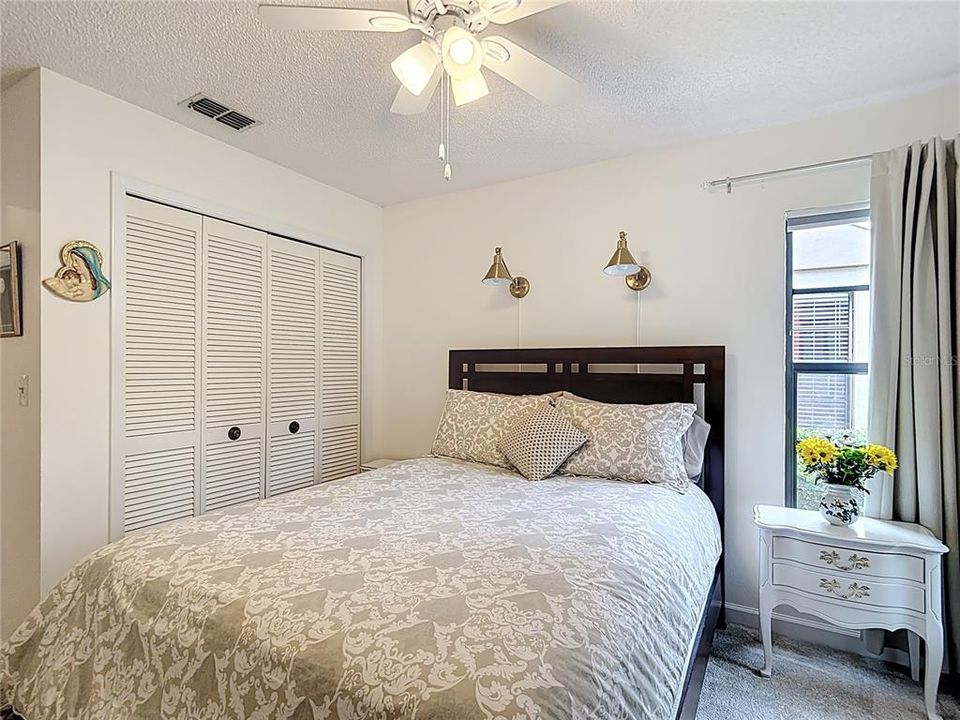 For Sale: $449,000 (2 beds, 2 baths, 1600 Square Feet)