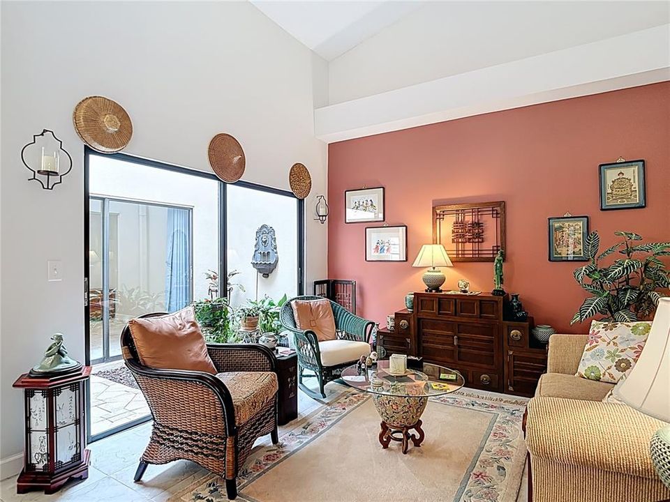 For Sale: $449,000 (2 beds, 2 baths, 1600 Square Feet)