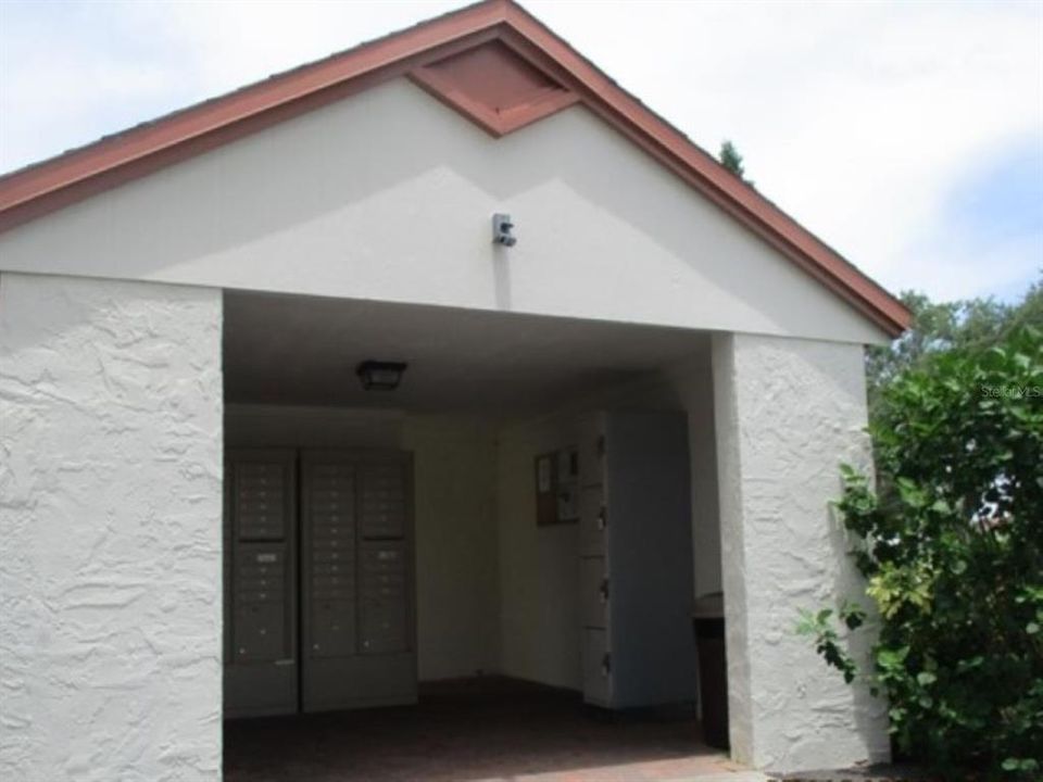 For Rent: $2,250 (2 beds, 2 baths, 1129 Square Feet)