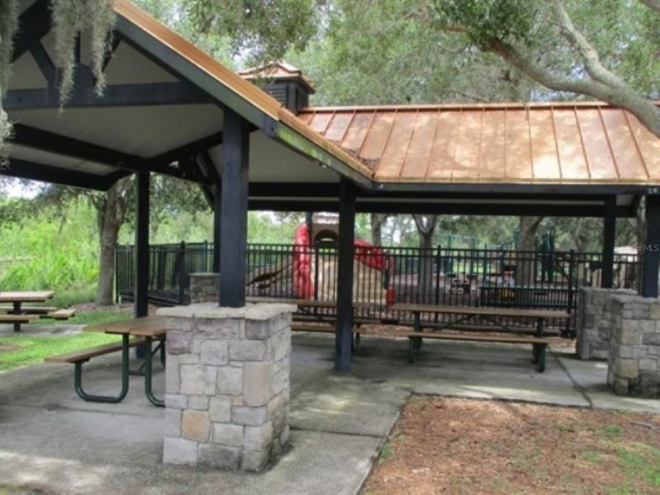 For Rent: $2,250 (2 beds, 2 baths, 1129 Square Feet)