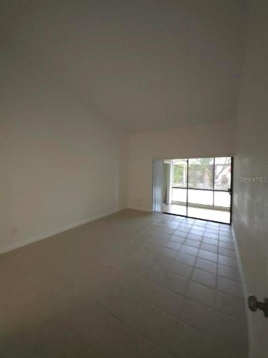 For Rent: $2,250 (2 beds, 2 baths, 1129 Square Feet)