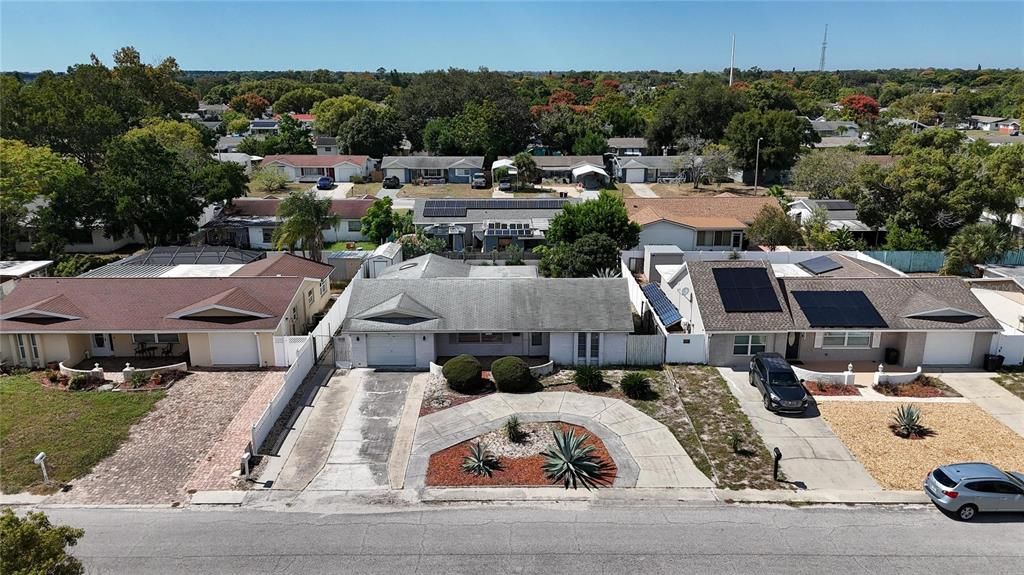 For Sale: $259,900 (2 beds, 2 baths, 1573 Square Feet)