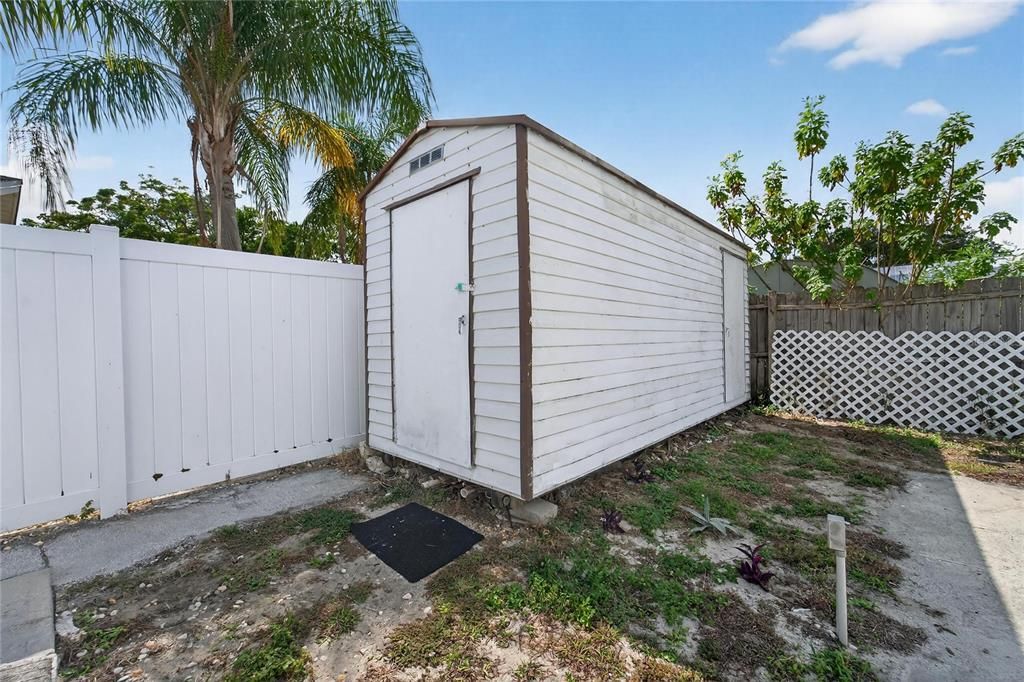 For Sale: $259,900 (2 beds, 2 baths, 1573 Square Feet)