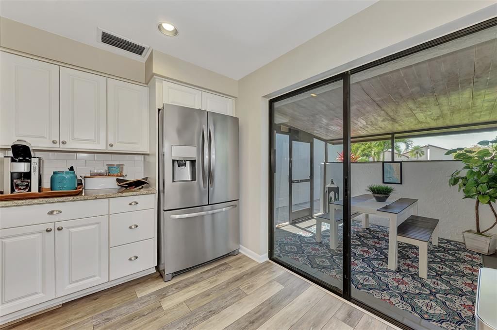 For Rent: $4,000 (3 beds, 2 baths, 1635 Square Feet)