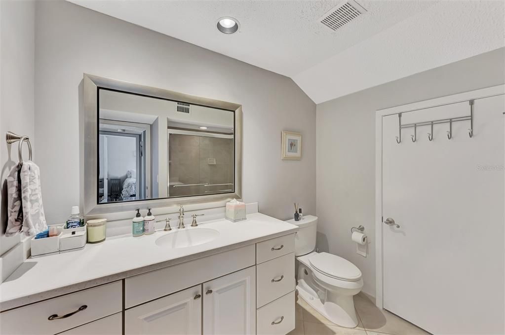 For Rent: $4,000 (3 beds, 2 baths, 1635 Square Feet)