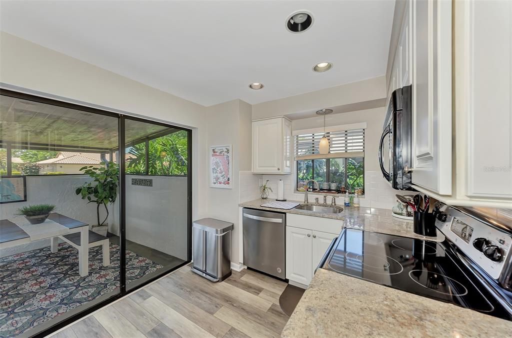 For Rent: $4,000 (3 beds, 2 baths, 1635 Square Feet)