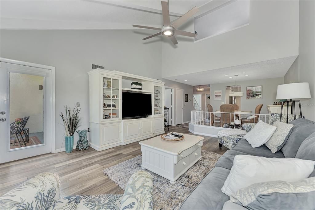 For Rent: $4,000 (3 beds, 2 baths, 1635 Square Feet)