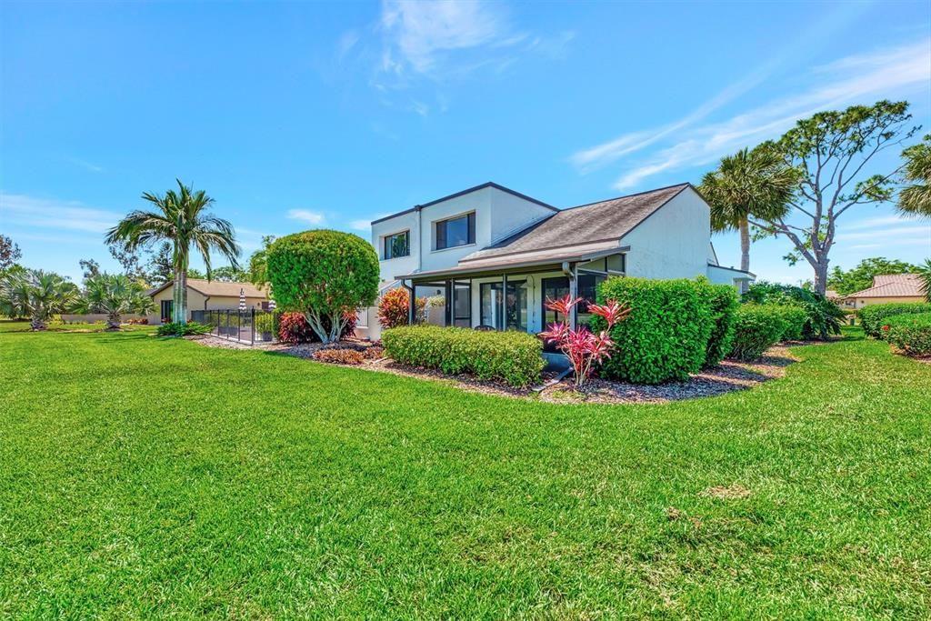 For Rent: $4,000 (3 beds, 2 baths, 1635 Square Feet)