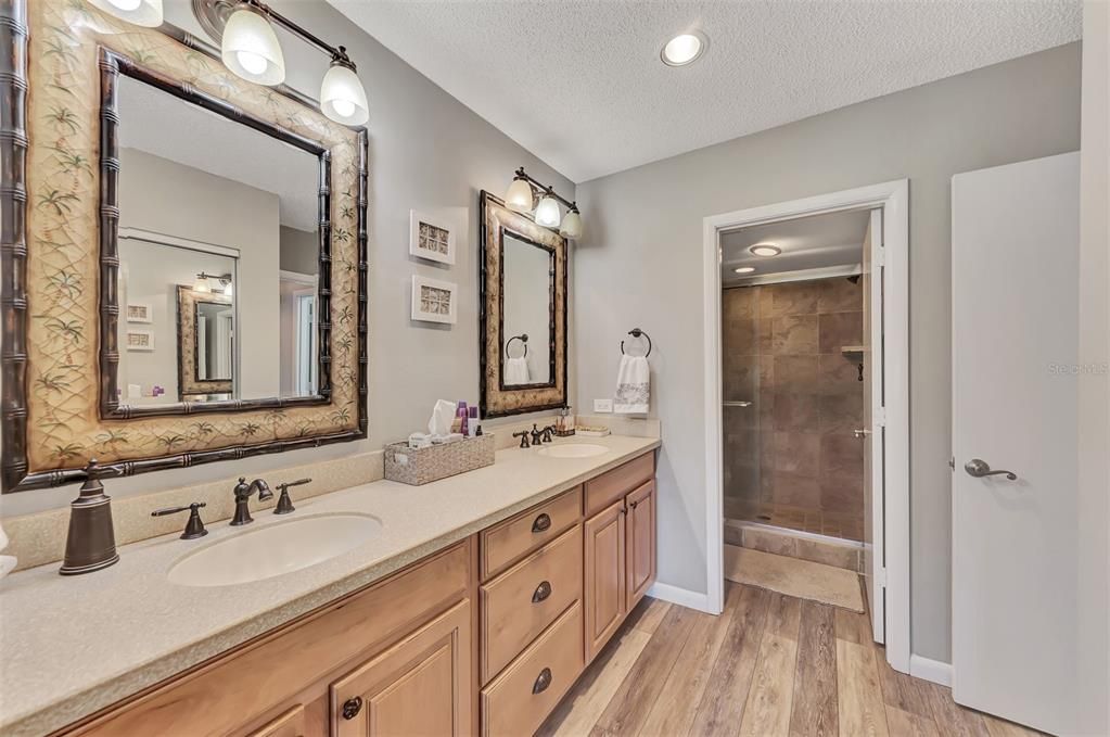 For Rent: $4,000 (3 beds, 2 baths, 1635 Square Feet)