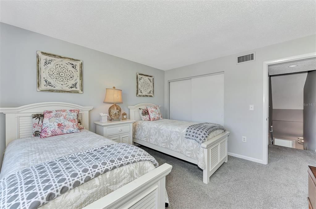 For Rent: $4,000 (3 beds, 2 baths, 1635 Square Feet)