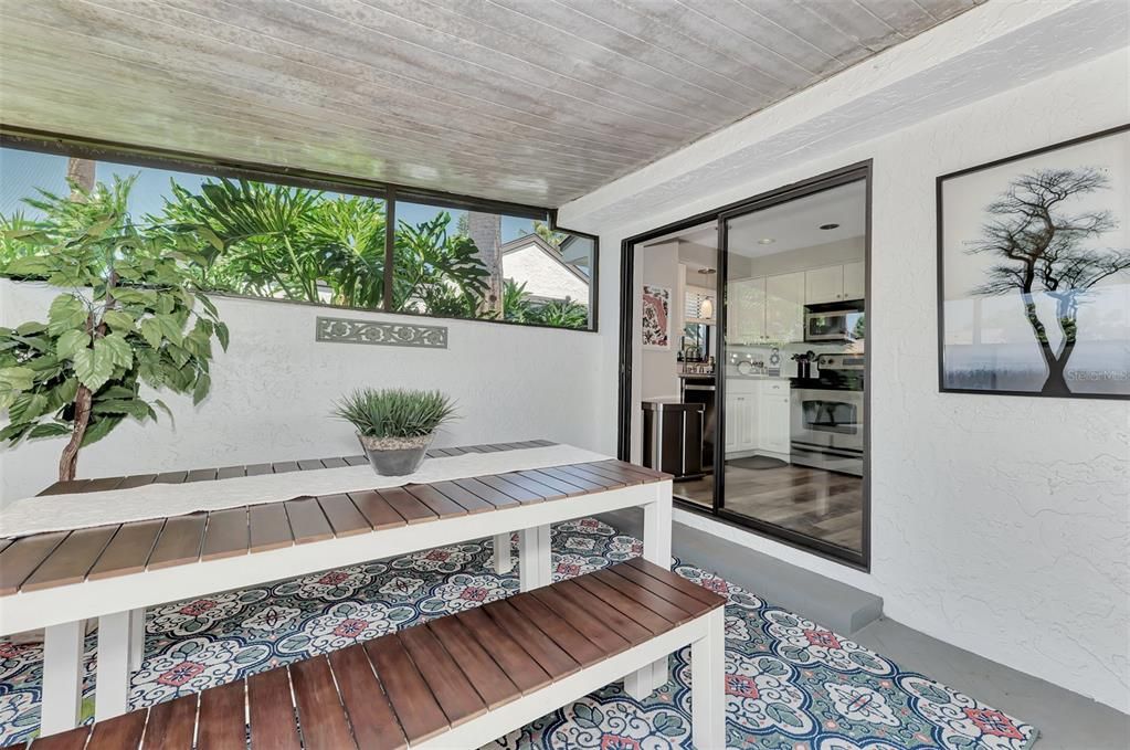 For Rent: $4,000 (3 beds, 2 baths, 1635 Square Feet)