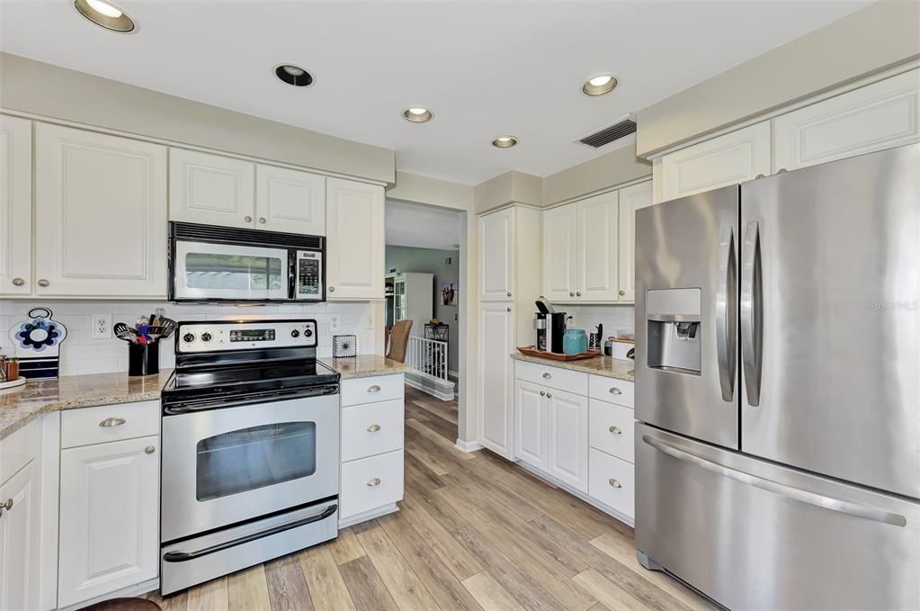 For Rent: $4,000 (3 beds, 2 baths, 1635 Square Feet)