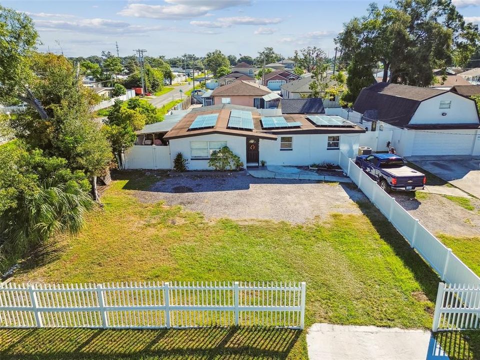 待售: $800,000 (6 贝兹, 5 浴室, 3052 平方英尺)