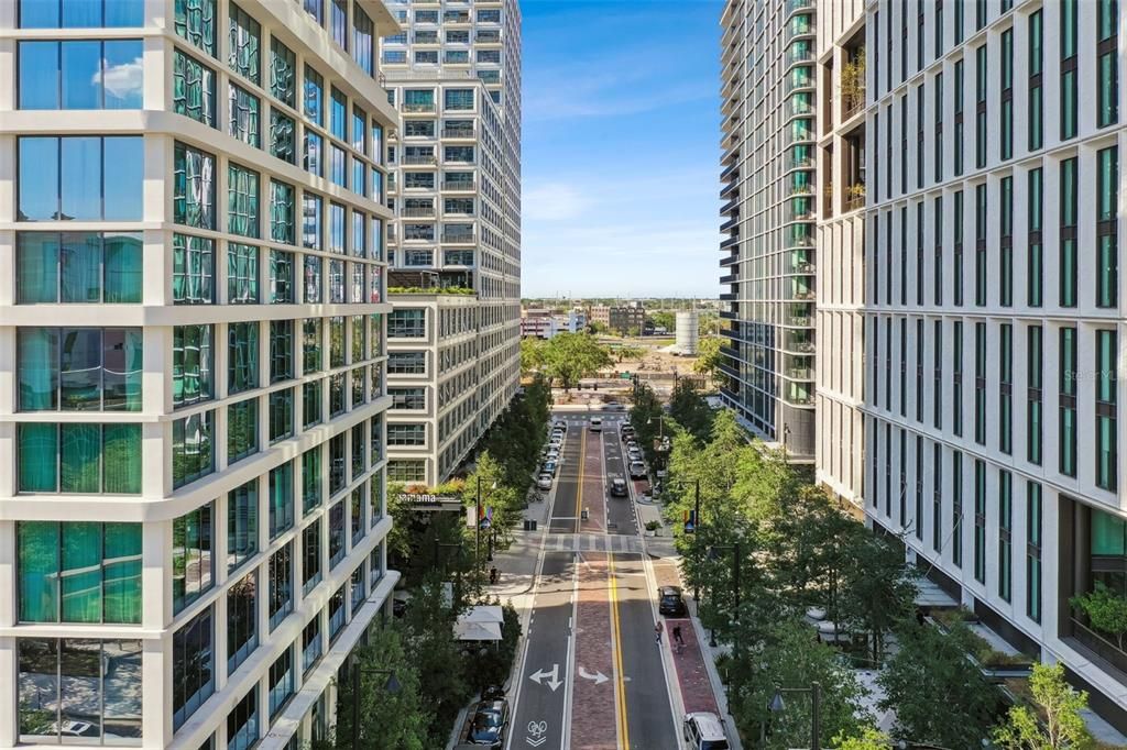 待售: $800,000 (6 贝兹, 5 浴室, 3052 平方英尺)