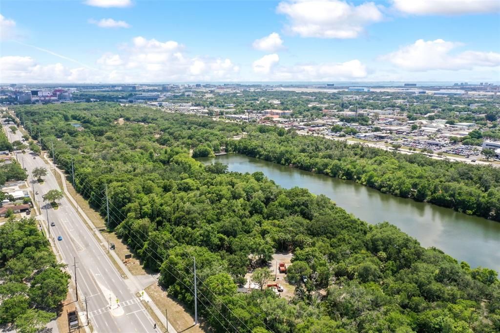 待售: $800,000 (6 贝兹, 5 浴室, 3052 平方英尺)