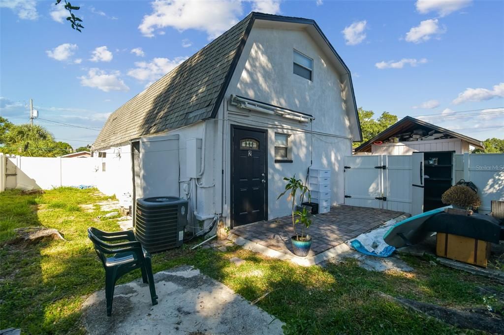 待售: $800,000 (6 贝兹, 5 浴室, 3052 平方英尺)