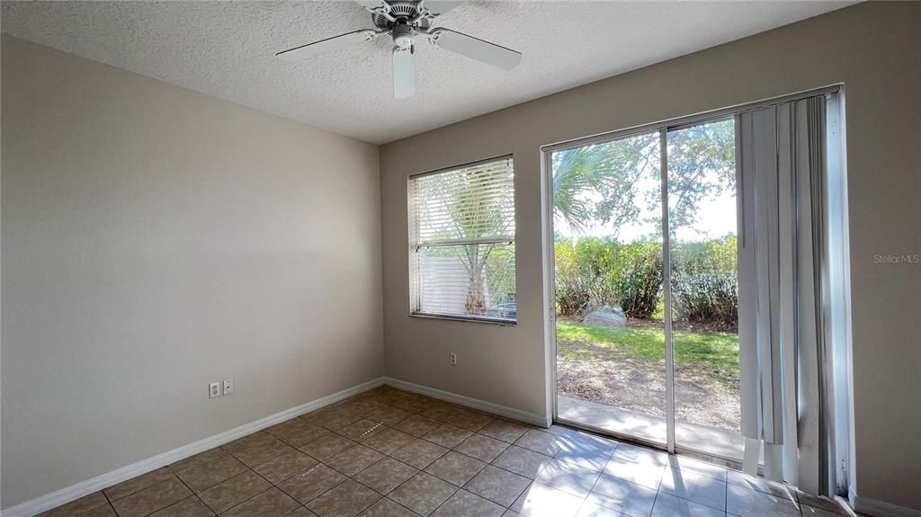 For Rent: $1,750 (3 beds, 3 baths, 1362 Square Feet)