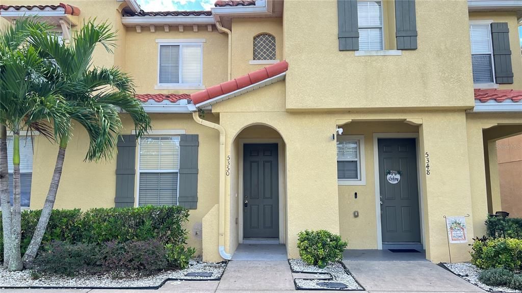 For Rent: $1,750 (3 beds, 3 baths, 1362 Square Feet)