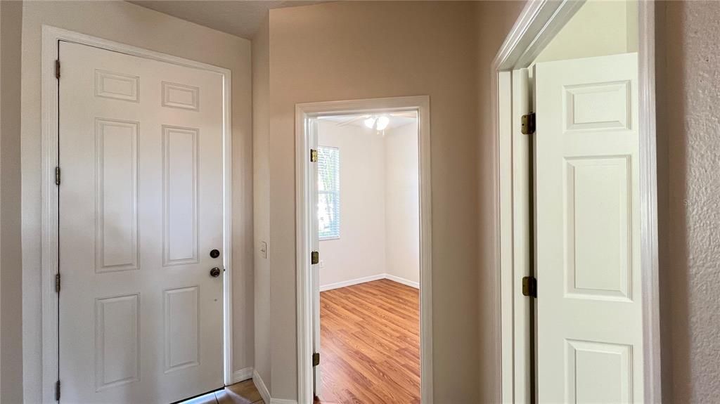 For Rent: $1,750 (3 beds, 3 baths, 1362 Square Feet)