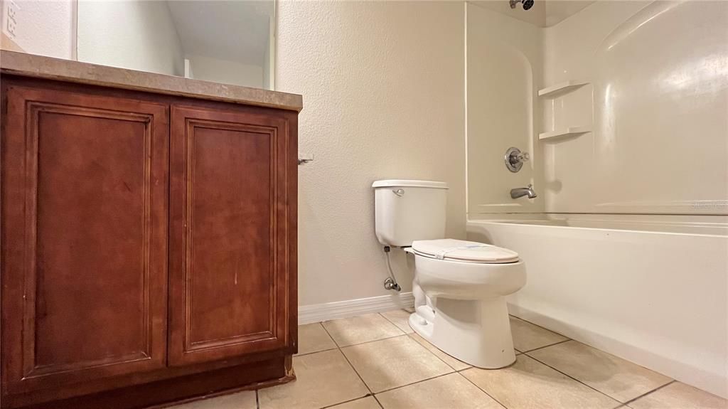 For Rent: $1,750 (3 beds, 3 baths, 1362 Square Feet)