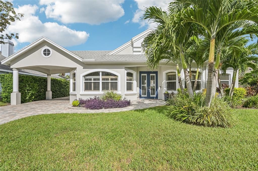 Active With Contract: $1,150,000 (4 beds, 3 baths, 2304 Square Feet)