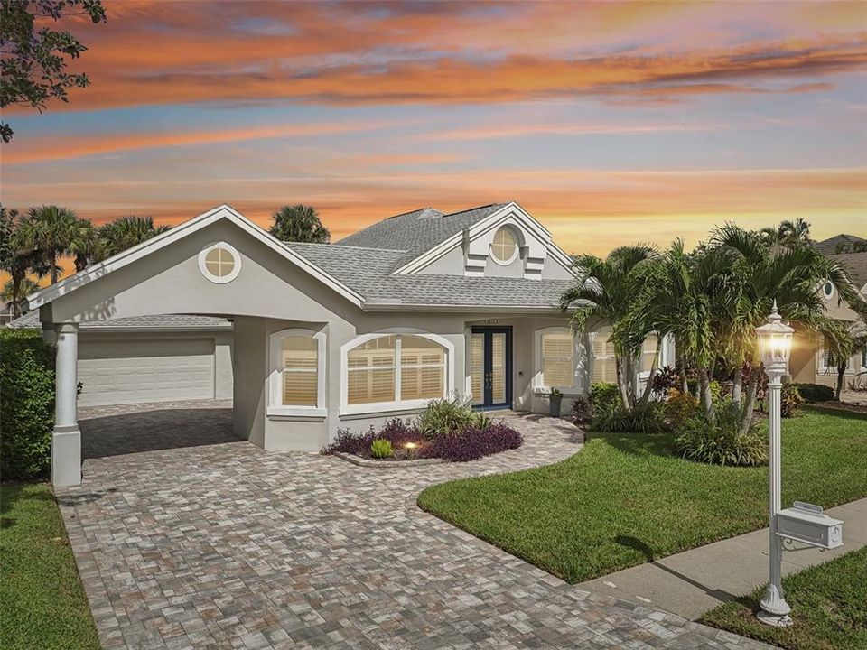 Active With Contract: $1,150,000 (4 beds, 3 baths, 2304 Square Feet)