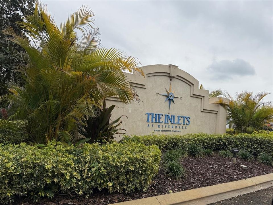 Active With Contract: $1,150,000 (4 beds, 3 baths, 2304 Square Feet)