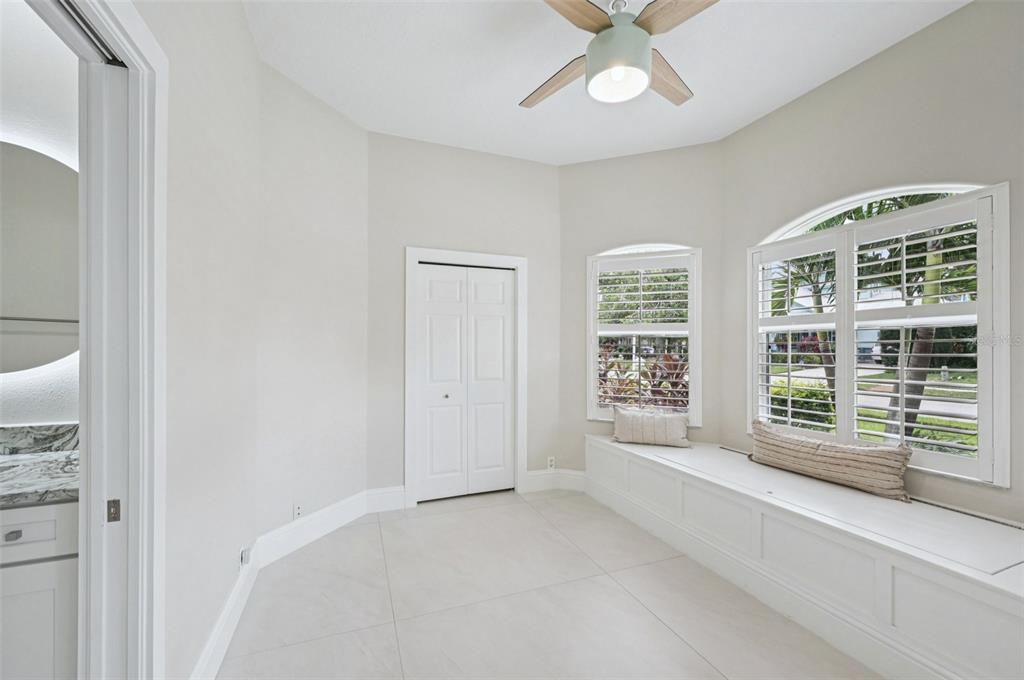 Active With Contract: $1,150,000 (4 beds, 3 baths, 2304 Square Feet)