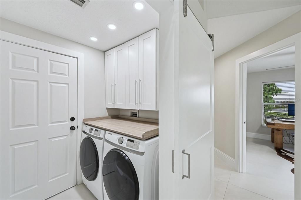 Active With Contract: $1,150,000 (4 beds, 3 baths, 2304 Square Feet)