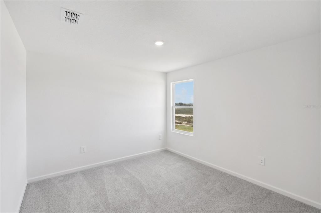 For Rent: $2,500 (6 beds, 3 baths, 2463 Square Feet)