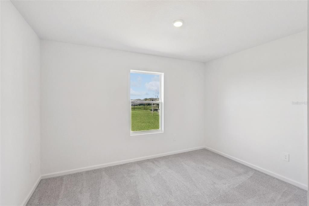 For Rent: $2,500 (6 beds, 3 baths, 2463 Square Feet)