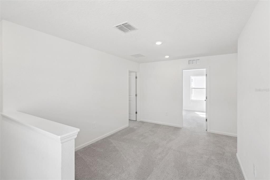 For Rent: $2,500 (6 beds, 3 baths, 2463 Square Feet)