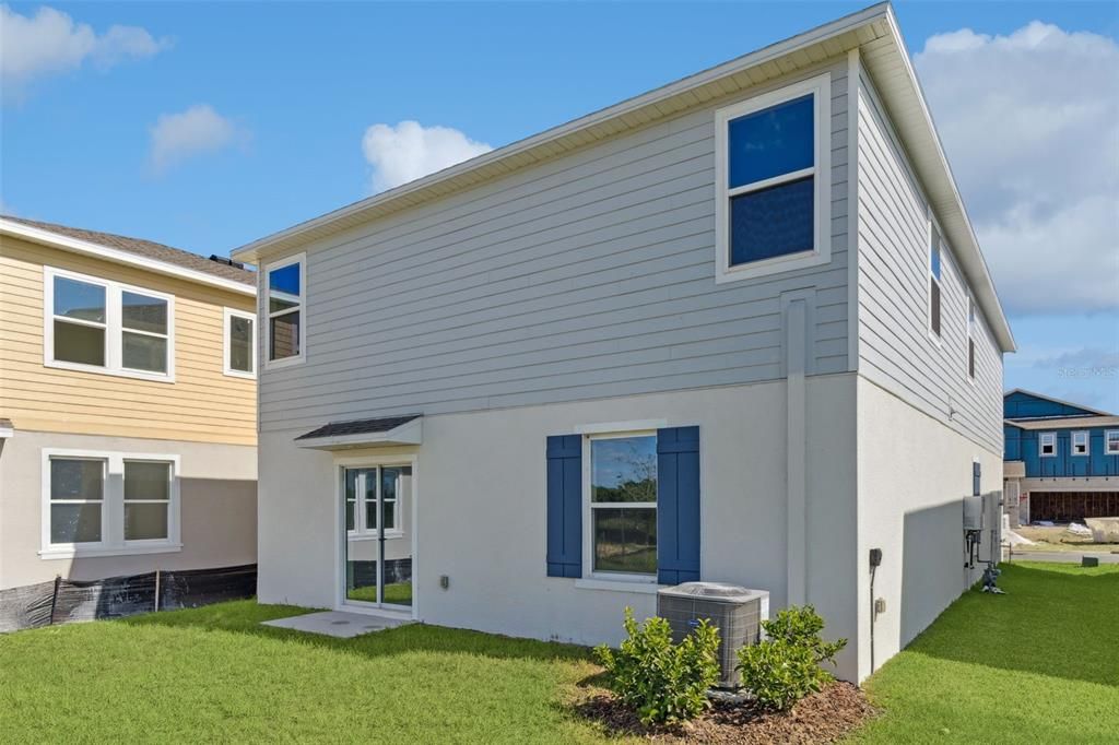 For Rent: $2,500 (6 beds, 3 baths, 2463 Square Feet)