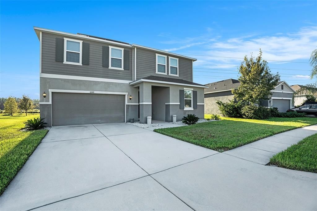 На продажу: $369,999 (5 спален, 3 ванн, 2566 Квадратных фут)