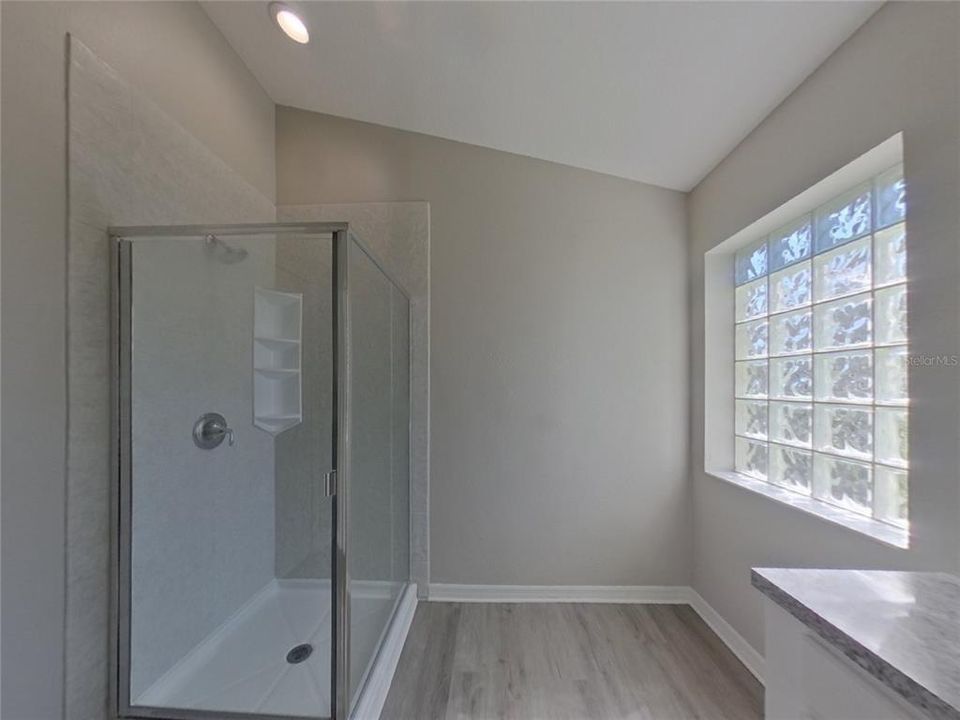 Active With Contract: $2,079 (3 beds, 2 baths, 1759 Square Feet)