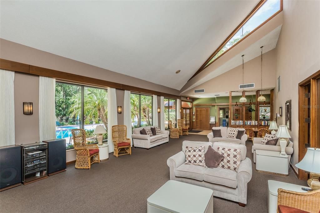 待售: $226,000 (2 贝兹, 2 浴室, 1250 平方英尺)