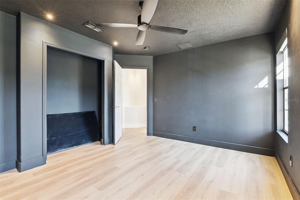 Active With Contract: $699,900 (4 beds, 2 baths, 3025 Square Feet)