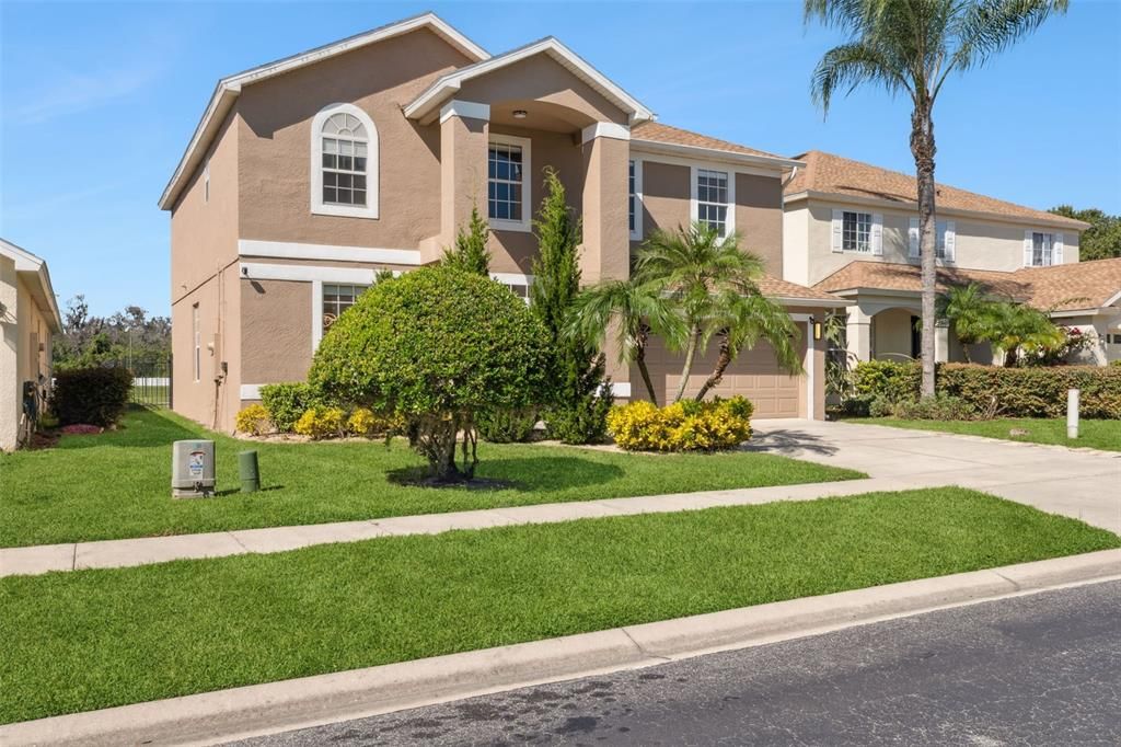 Active With Contract: $699,900 (4 beds, 2 baths, 3025 Square Feet)