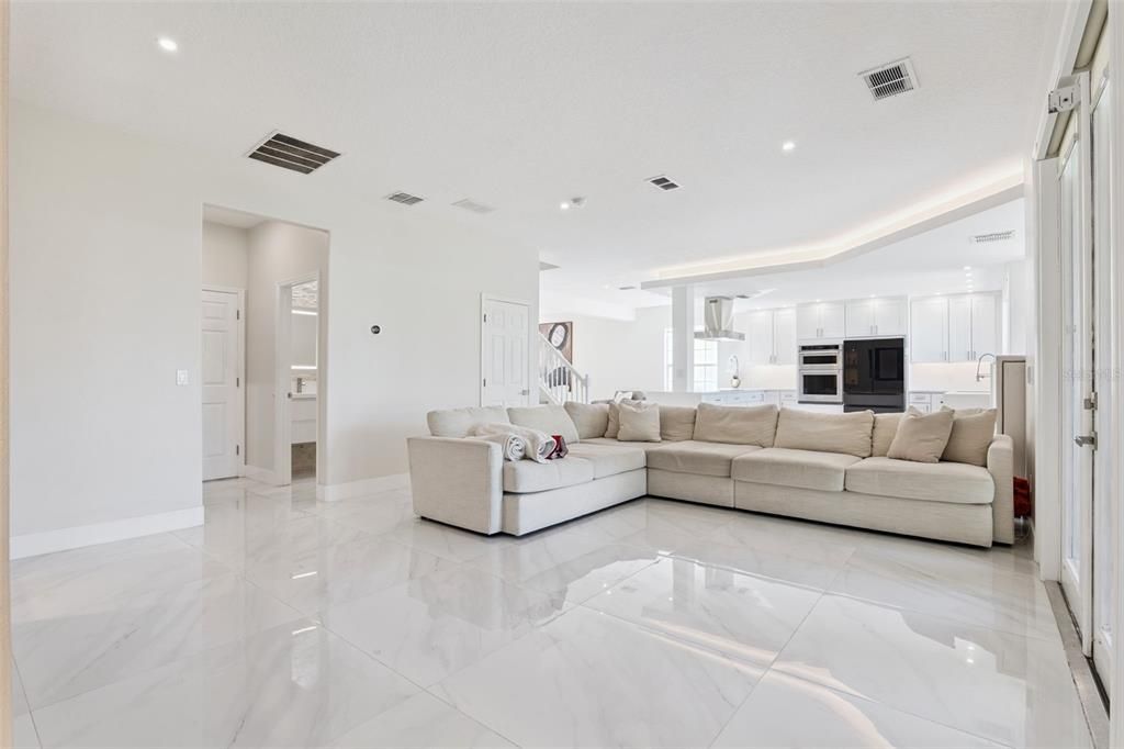 Active With Contract: $699,900 (4 beds, 2 baths, 3025 Square Feet)