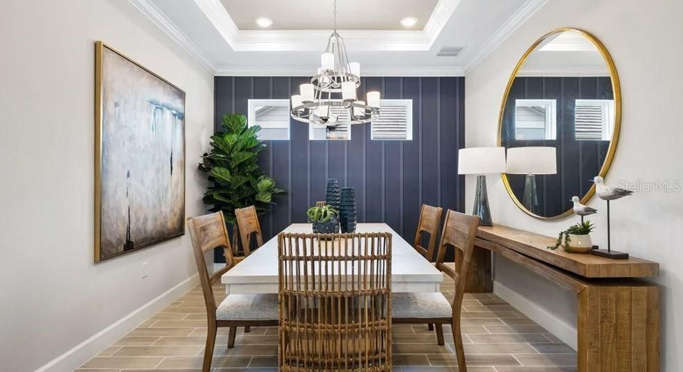 For Sale: $449,999 (3 beds, 2 baths, 1926 Square Feet)