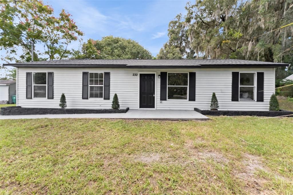 Recently Sold: $265,000 (4 beds, 2 baths, 1248 Square Feet)