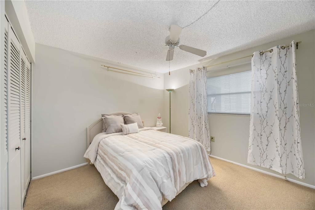 For Sale: $199,999 (3 beds, 2 baths, 1223 Square Feet)