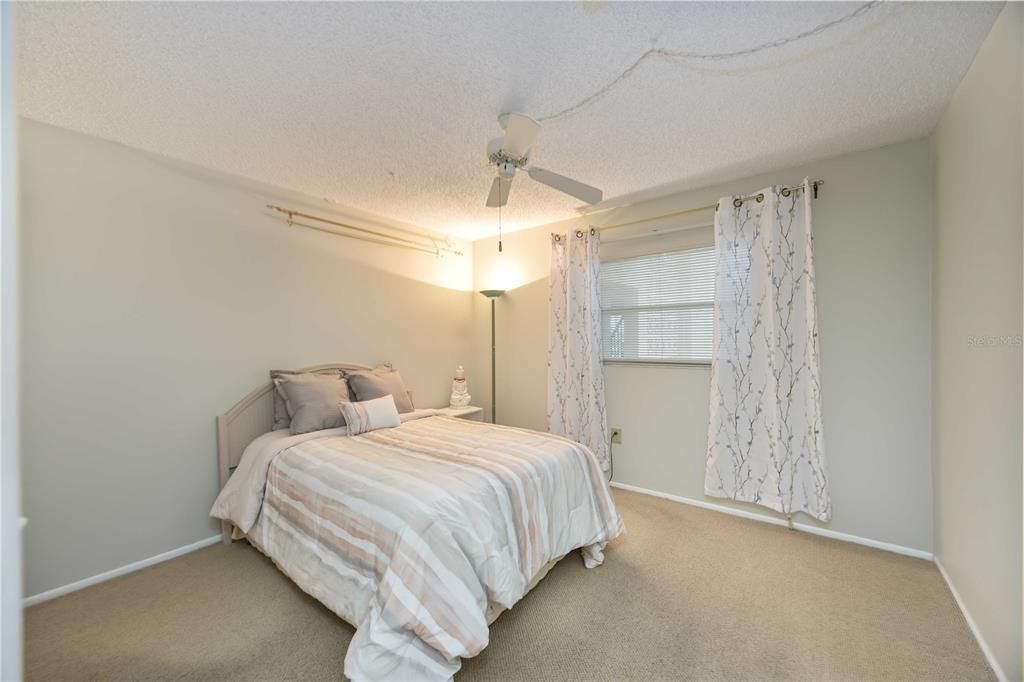 For Sale: $199,999 (3 beds, 2 baths, 1223 Square Feet)