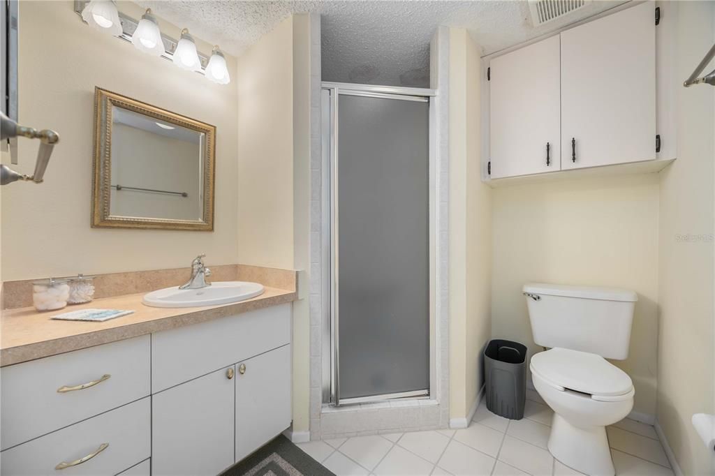 For Sale: $199,999 (3 beds, 2 baths, 1223 Square Feet)