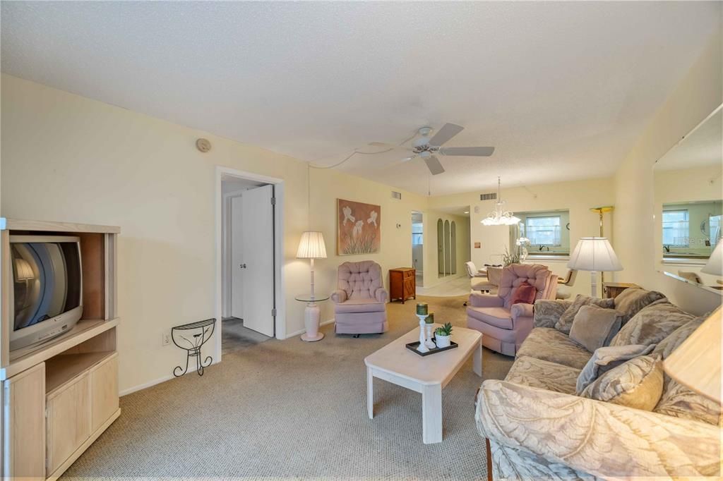 For Sale: $199,999 (3 beds, 2 baths, 1223 Square Feet)