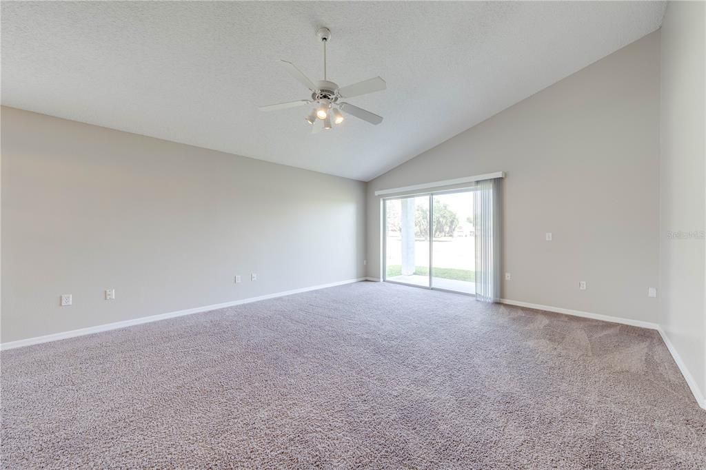 For Rent: $1,995 (3 beds, 2 baths, 1816 Square Feet)